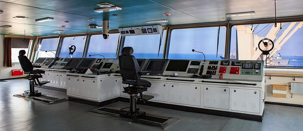 Промышленные мониторы и встраиваемые компьютеры для  автоматизации на морских судах